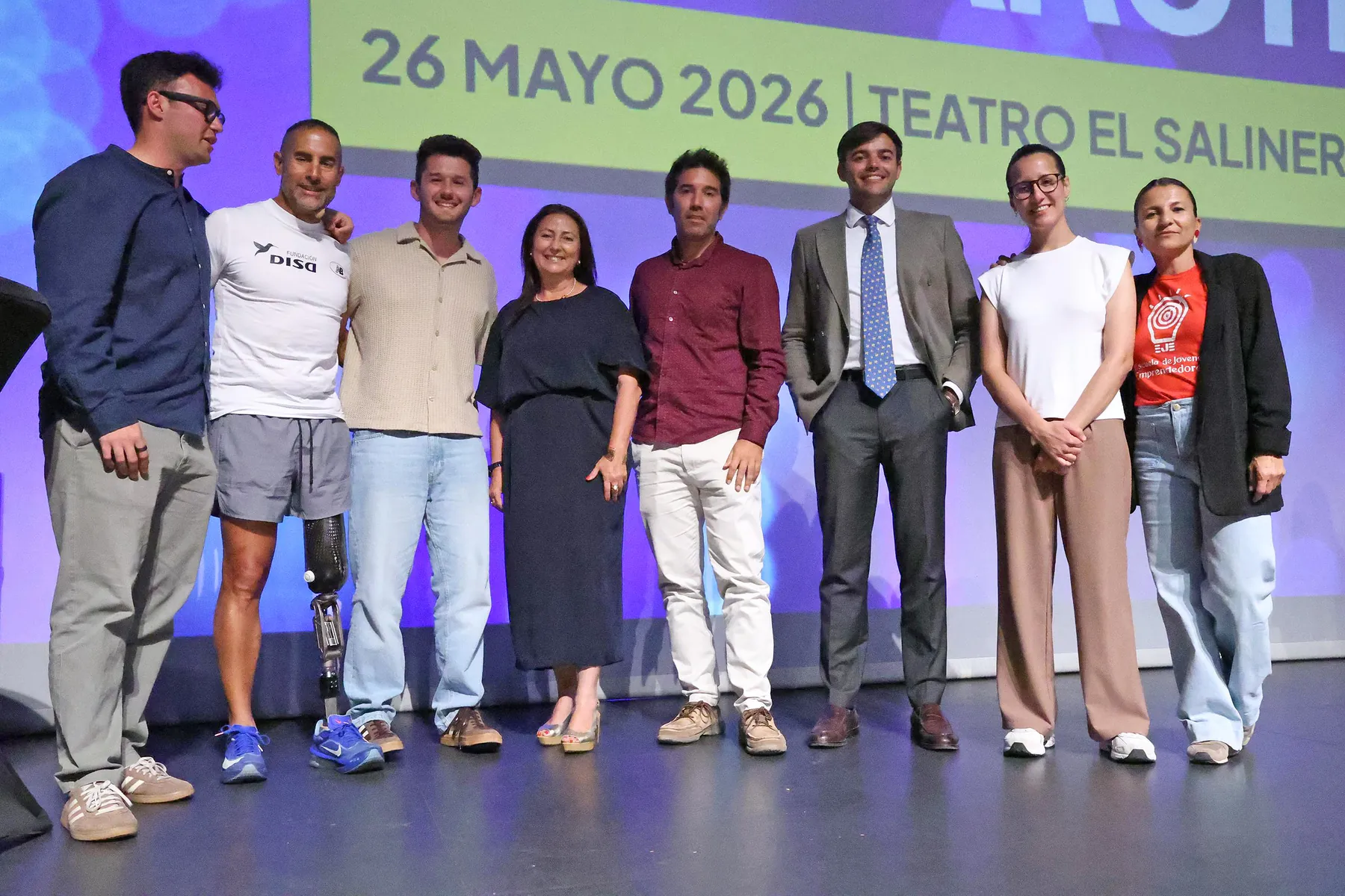 Gran ambiente y energía en el evento juvenil Éxitos Compartidos